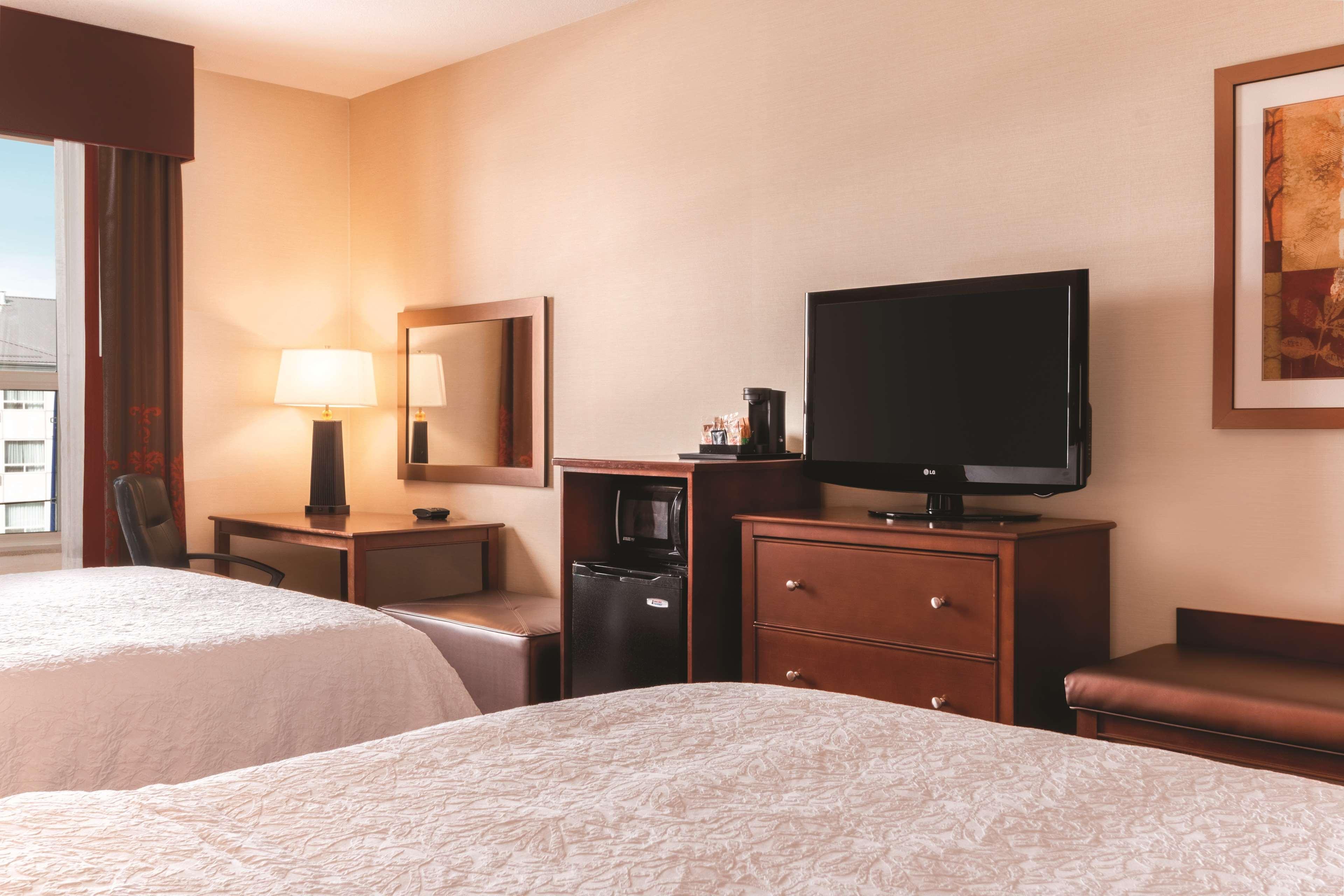 Hampton Inn By Hilton Edmonton South Exterior foto