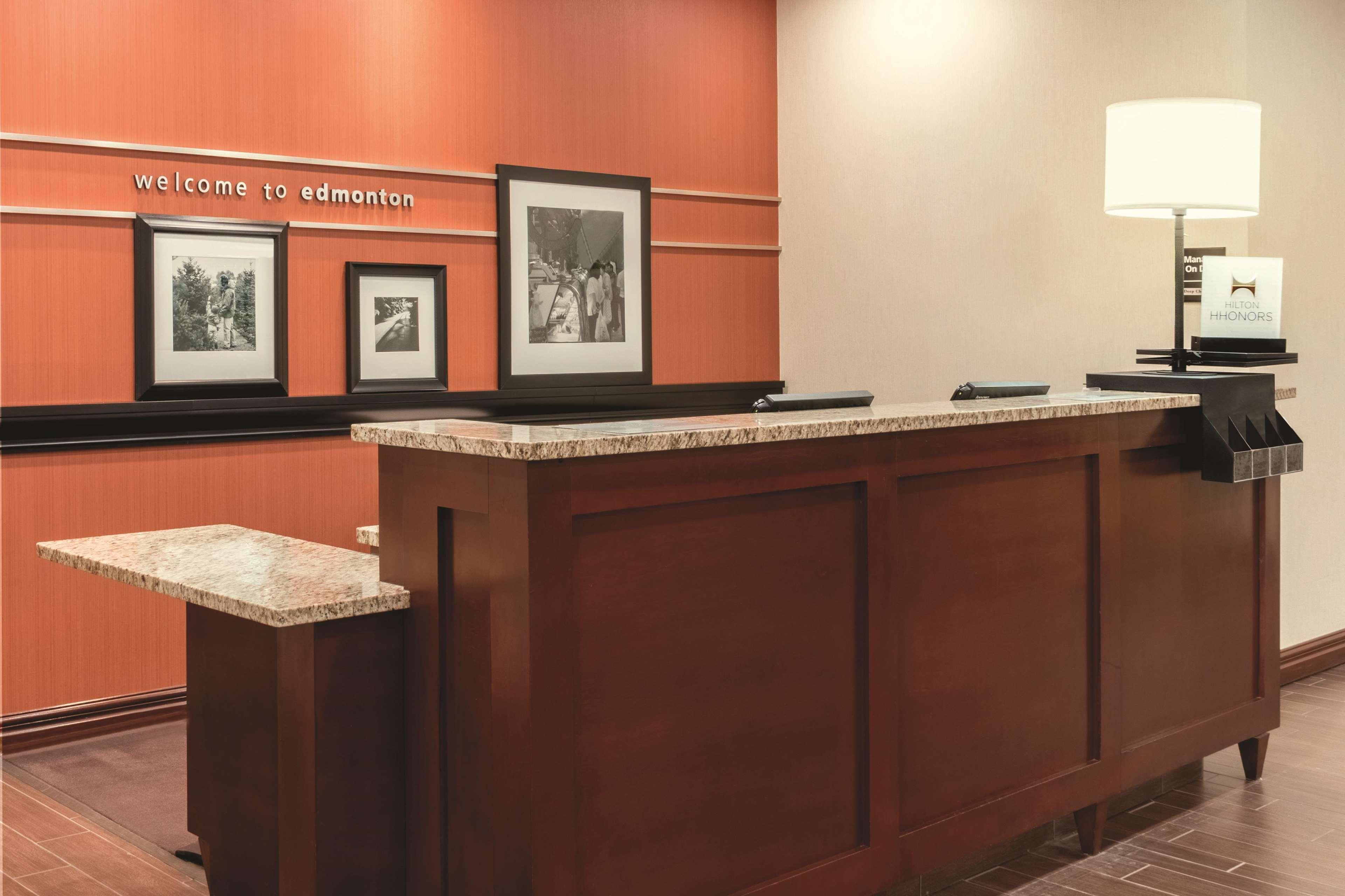 Hampton Inn By Hilton Edmonton South Exterior foto
